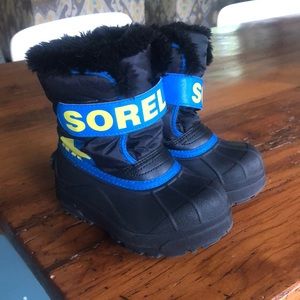 Sorel snow boots size 10
